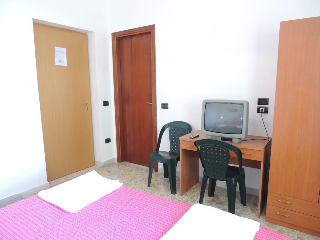 Albergo Il Terrazzino Vibo Valentia Marina Habitación foto