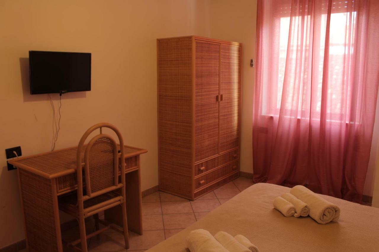 Albergo Il Terrazzino Vibo Valentia Marina Exterior foto